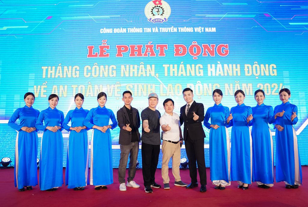 LỄ PHÁT ĐỘNG THÁNG CÔNG NHÂN, THÁNG HÀNH ĐỘNG VỀ AN TOÀN VỆ SINH LAO ĐỘNG