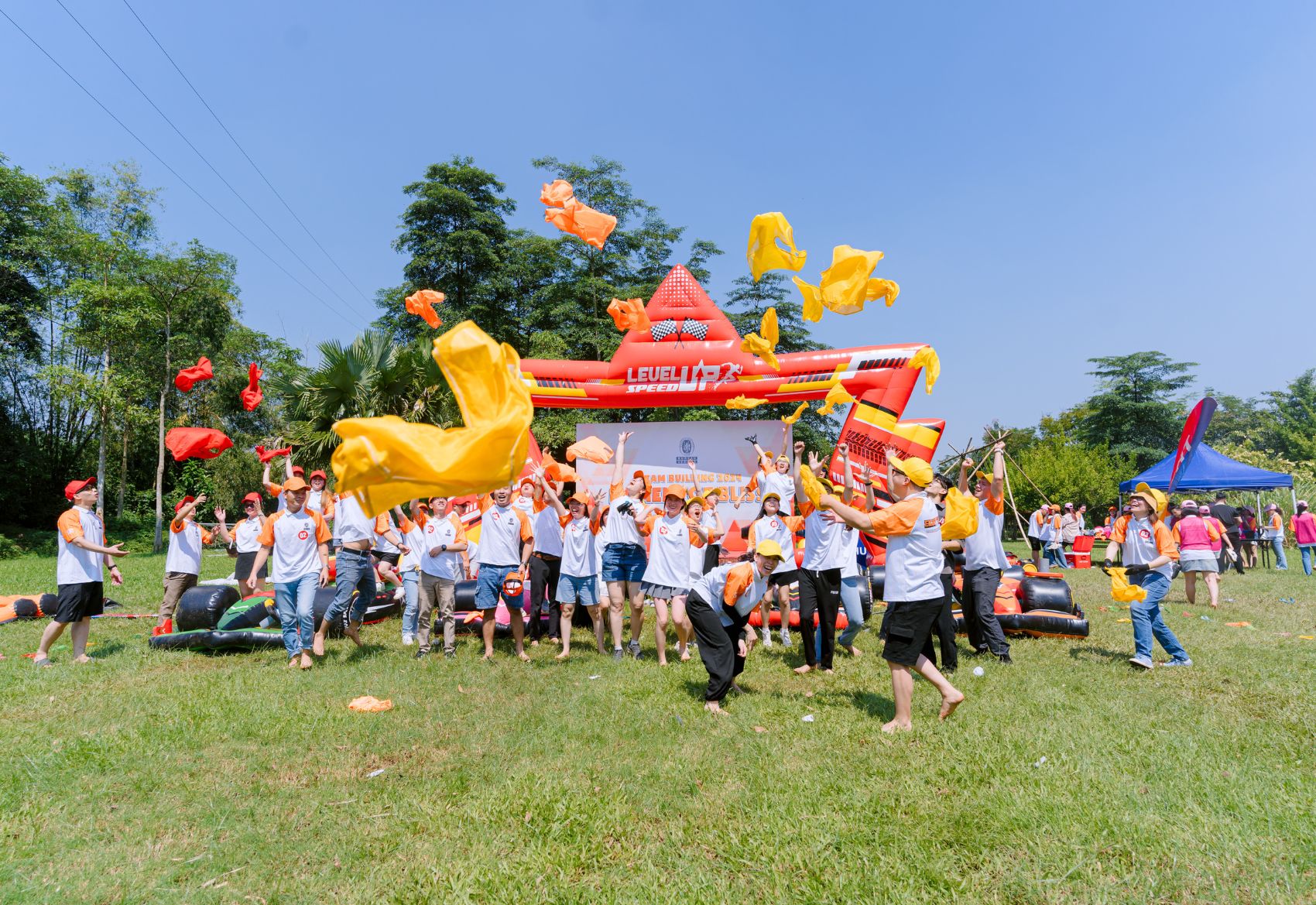 Luôn có phương án dự phòng chu đáo, đảm bảo tổ chức event ngoài trời diễn ra suôn sẻ.