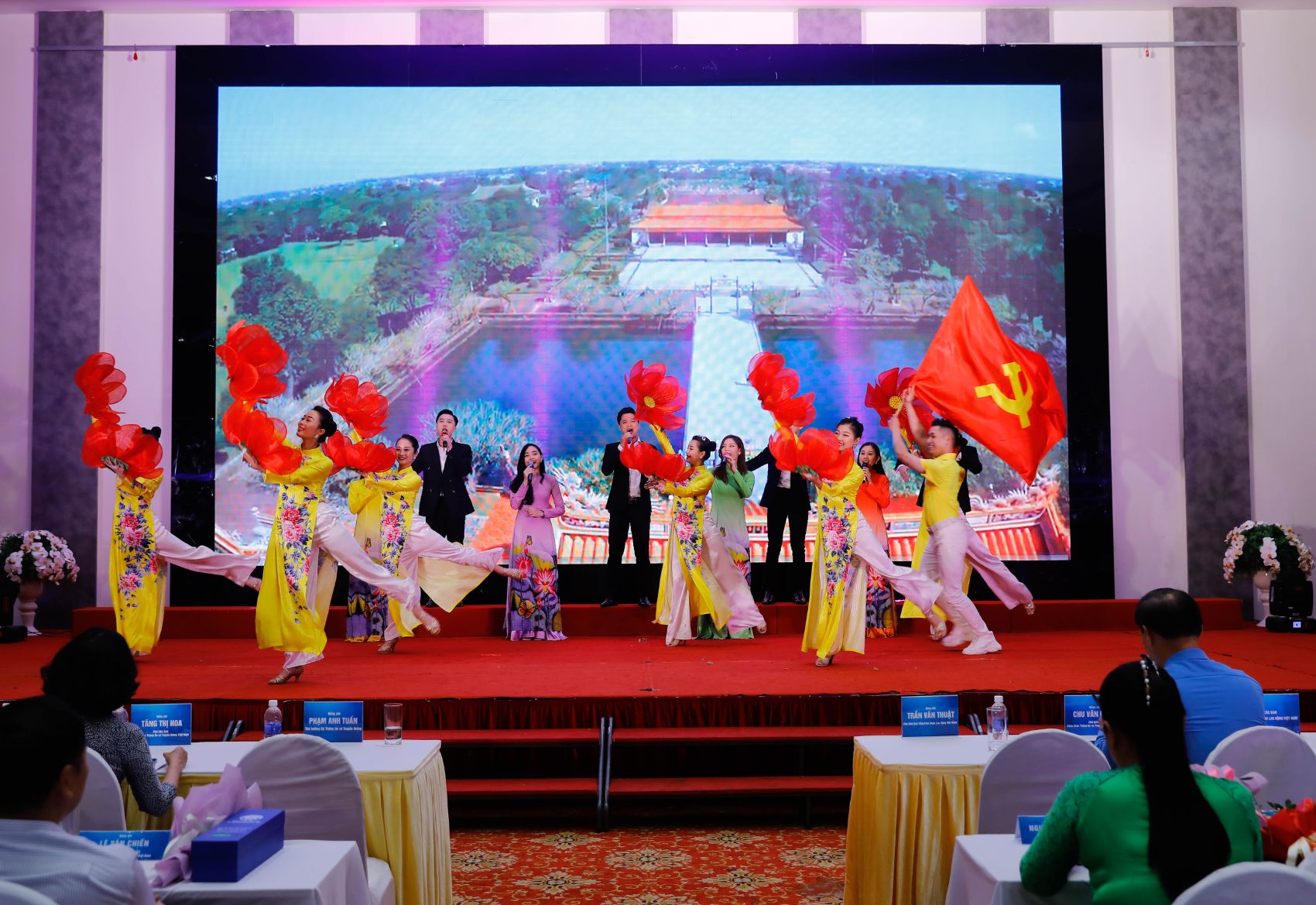 Việc tổ chức một sự kiện chất lượng là cách hiệu quả để doanh nghiệp tạo dấu ấn, gắn kết nội bộ, và quảng bá thương hiệu
