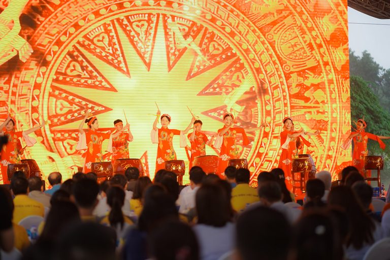 TỔ CHỨC LỄ PHÁT ĐỘNG
