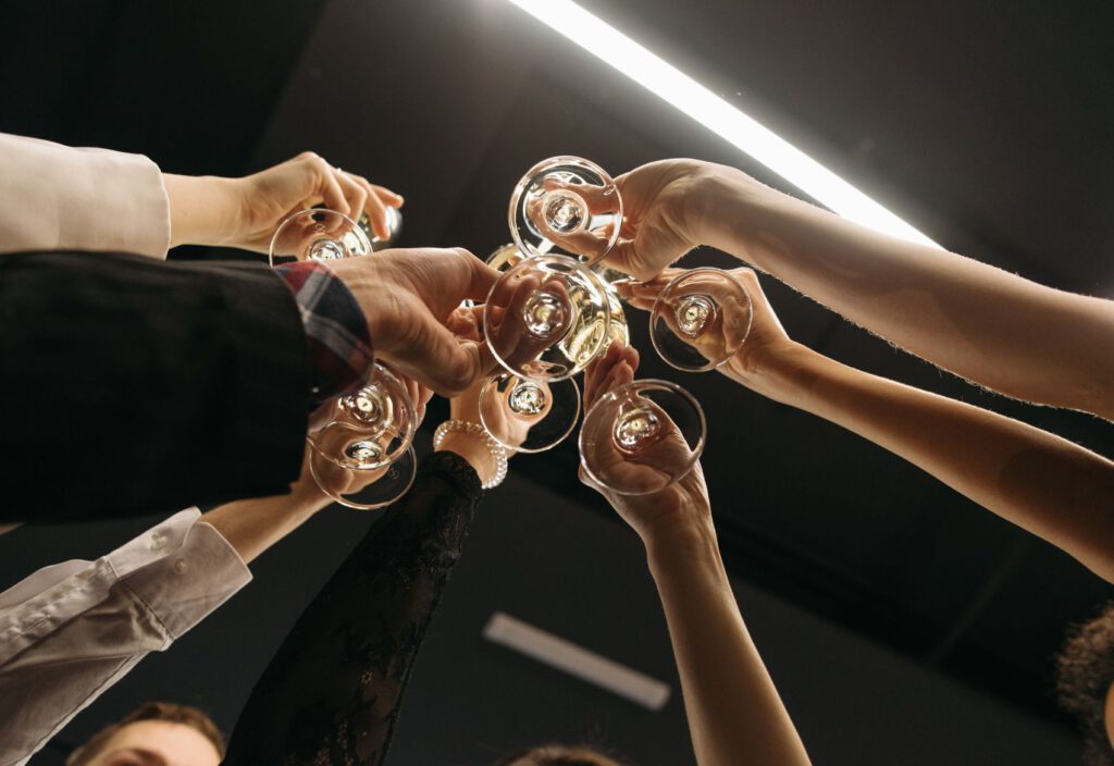 V-Lead Event is ready to accompany you as a year-end event organizer for your business.