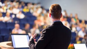 Lễ tổng kết quý 2 doanh nghiệp gồm những gì? Hướng dẫn chi tiết